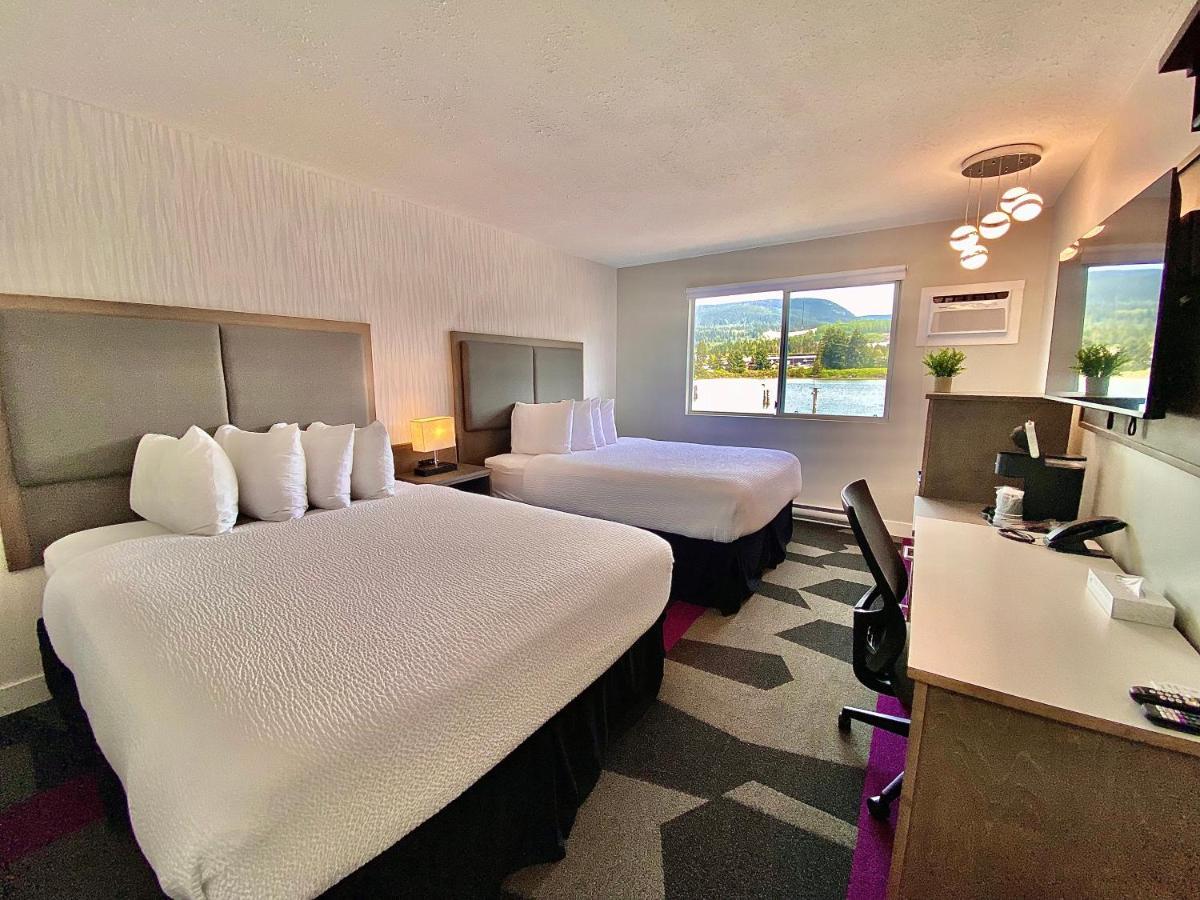 Motel The Spot At Porpoise Bay Sechelt Esterno foto