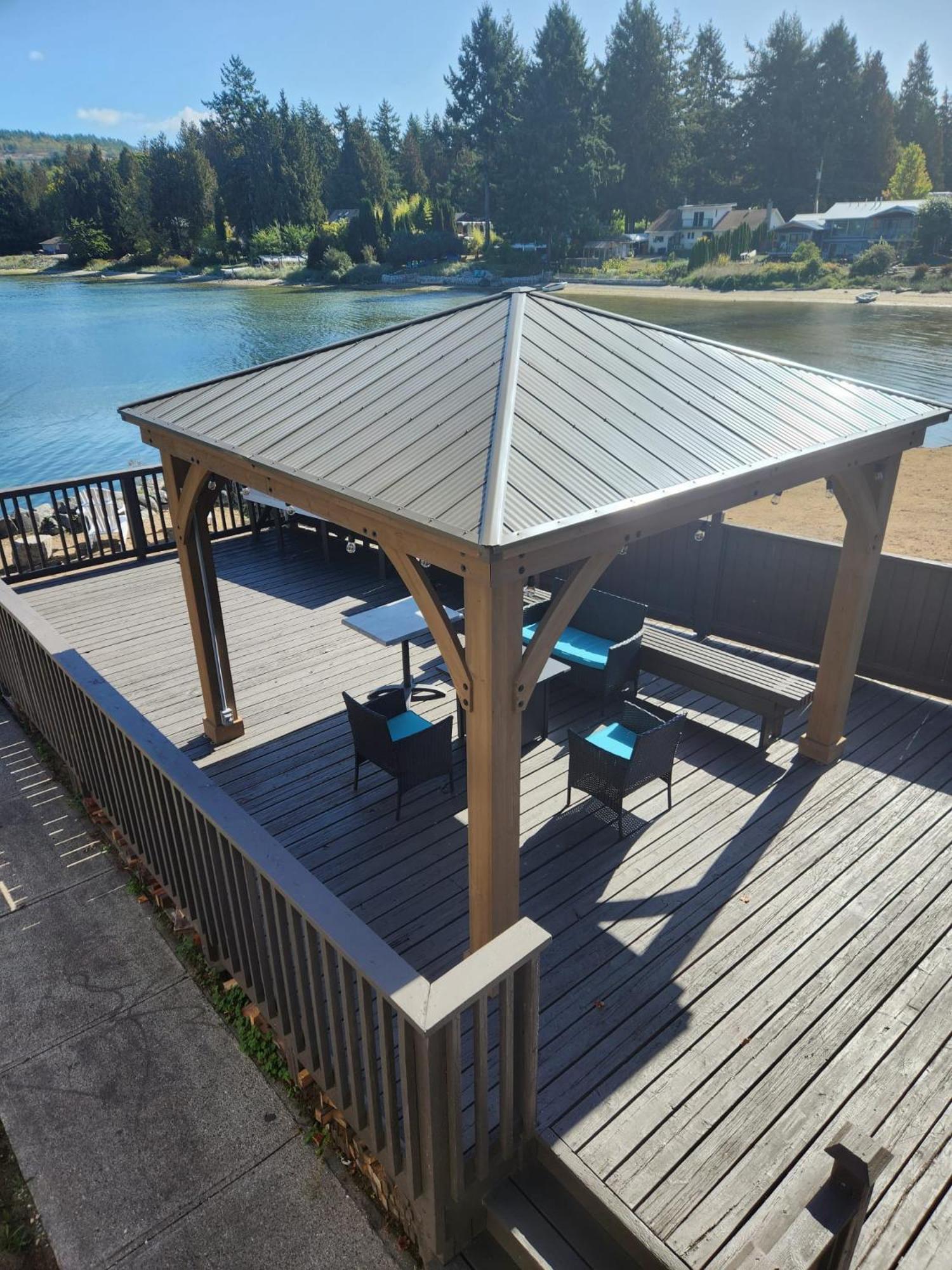 Motel The Spot At Porpoise Bay Sechelt Esterno foto